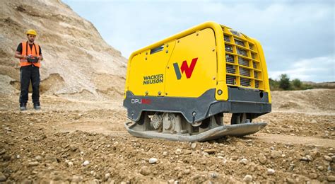 remote controlled vibratory compactor